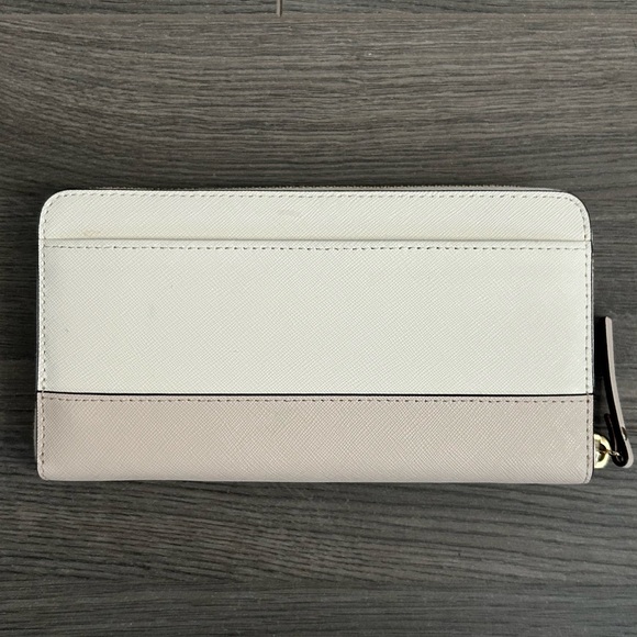 Kate Spade Wallet - Picture 2 of 10